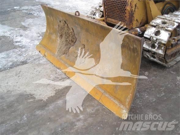Dresser TD7H Pásové dozéry