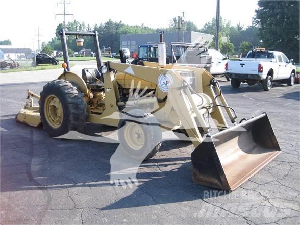 Ford 545C Kolesové nakladače