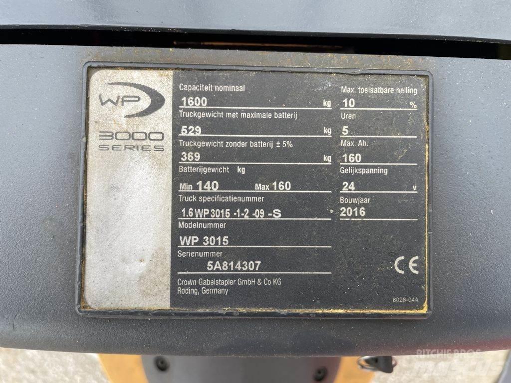 Crown WP3015 Ručne vedené vysokozdvižné vozíky