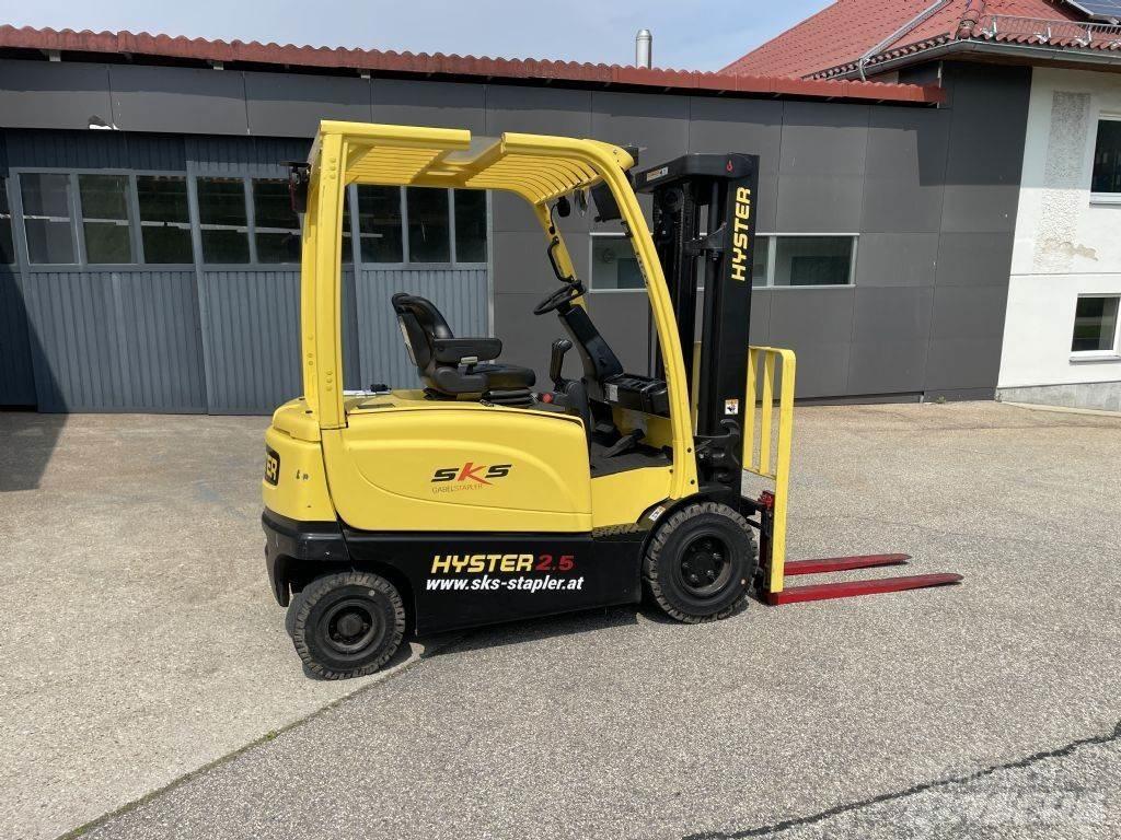 Hyster J2.5XN Akumulátorové vozíky