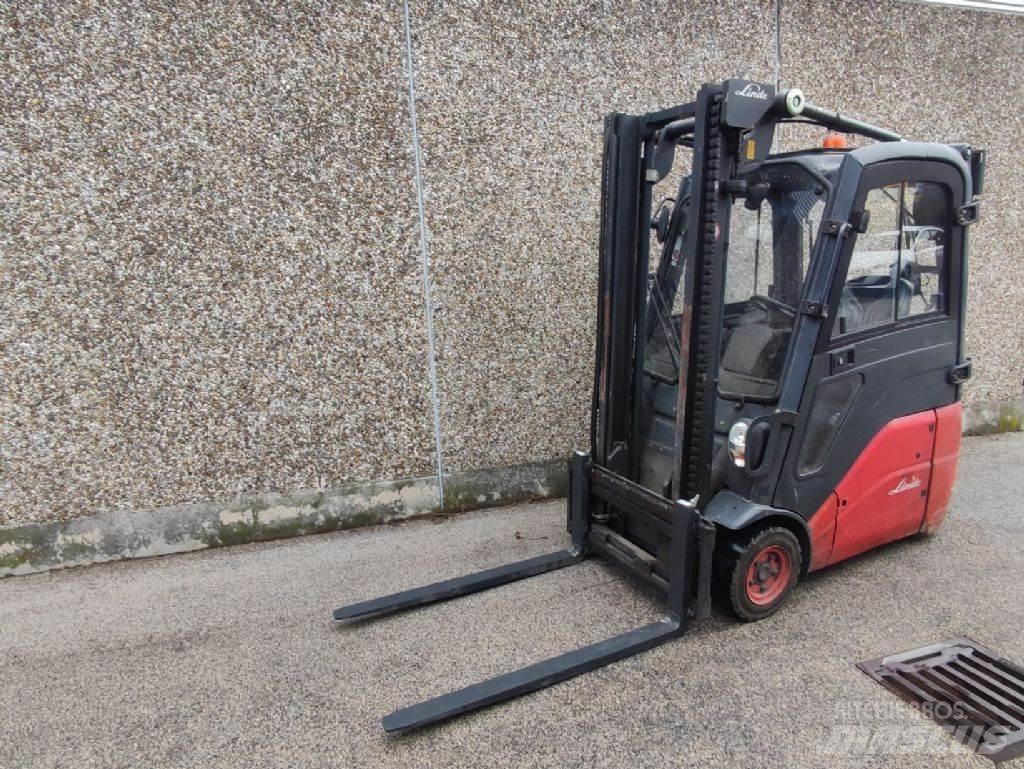 Linde E15-01 Akumulátorové vozíky