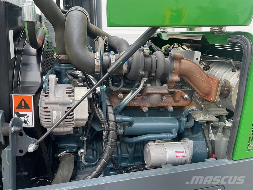 Combilift C4000 Bočný vysokozdvižný vozík