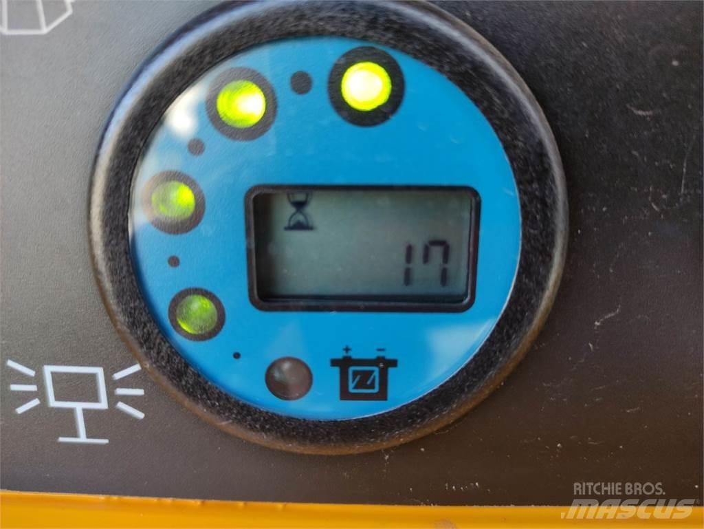 Haulotte Compact 10N Nožnicové zdvíhacie plošiny