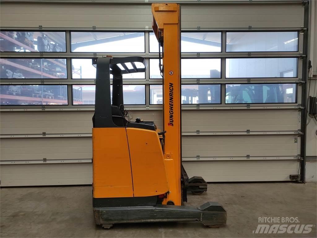 Jungheinrich ETV 214 Retraky