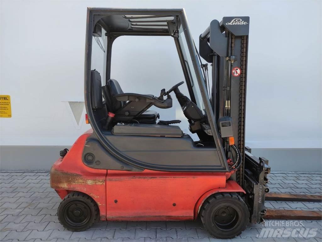 Linde E20P-02-335 Akumulátorové vozíky
