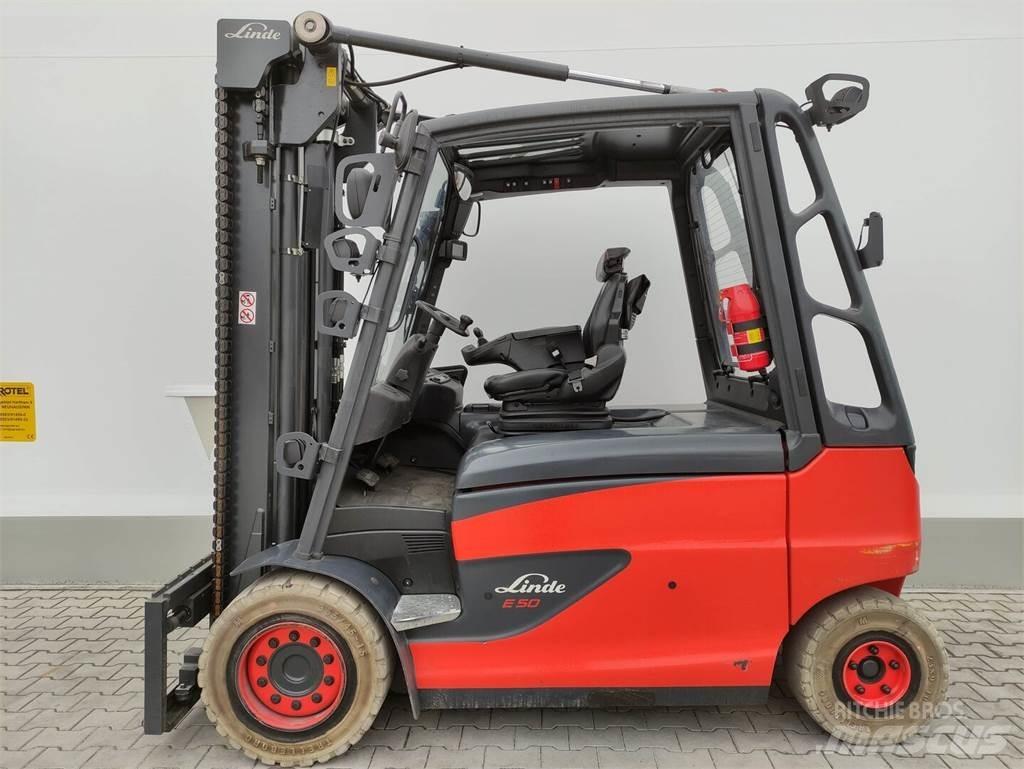 Linde E50HL-01-388 Akumulátorové vozíky