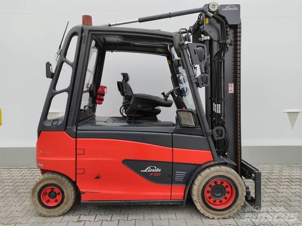 Linde E50HL-01-388 Akumulátorové vozíky