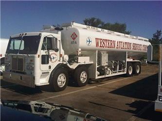 Kenworth L700