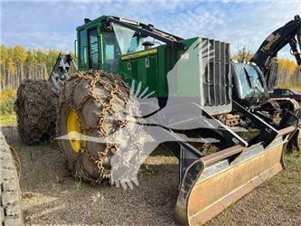 John Deere 848H