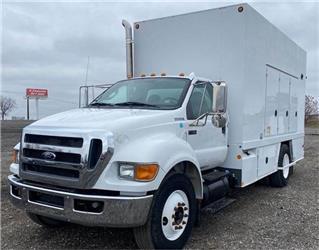 Ford F750