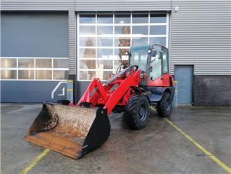 Ahlmann AL80