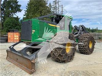 John Deere 848L II