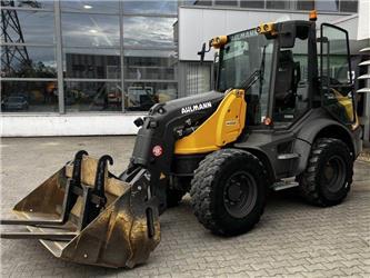 Ahlmann AS 900
