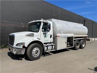 Freightliner M2 112