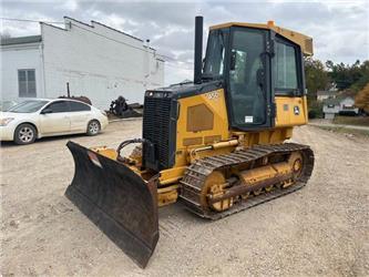 John Deere 450J LT