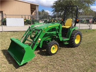 John Deere 3033R