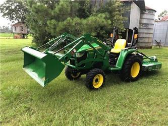 John Deere 3038E