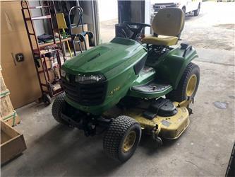 John Deere X730