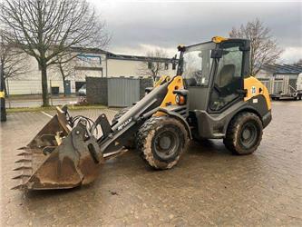 Ahlmann AX 850, Bj 14, 1270 BH, SW, 4in1 Schaufel, Gabel