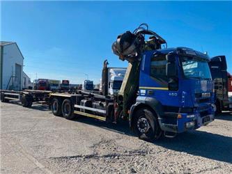Iveco TRAKKER 450 6x4with crane, EURO 4 vin 153