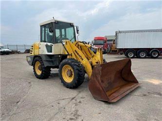 Komatsu frontloader 4x4 vin 128
