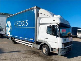 Mercedes-Benz ATEGO 822 threesided strickling euro 3 vin 362