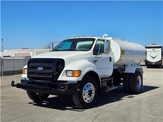 Ford F-750