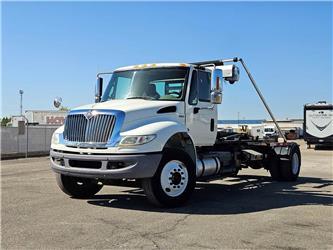 International 4400