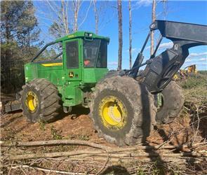 John Deere 648L II