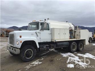 Ford 16 ft T/A