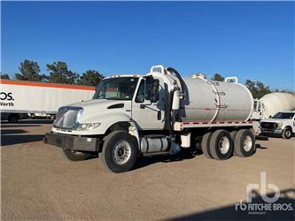 International 4400