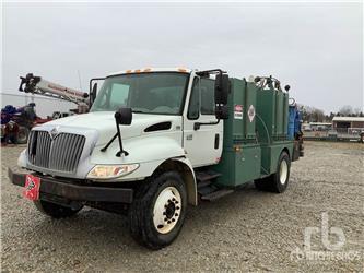 International 4400