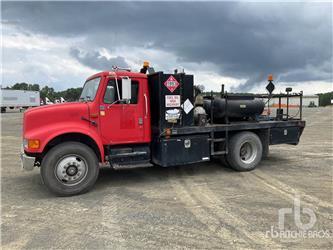 International 4900