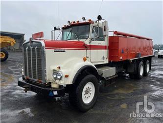 Kenworth 2500 gal 6x4