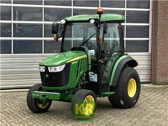 John Deere 3046R
