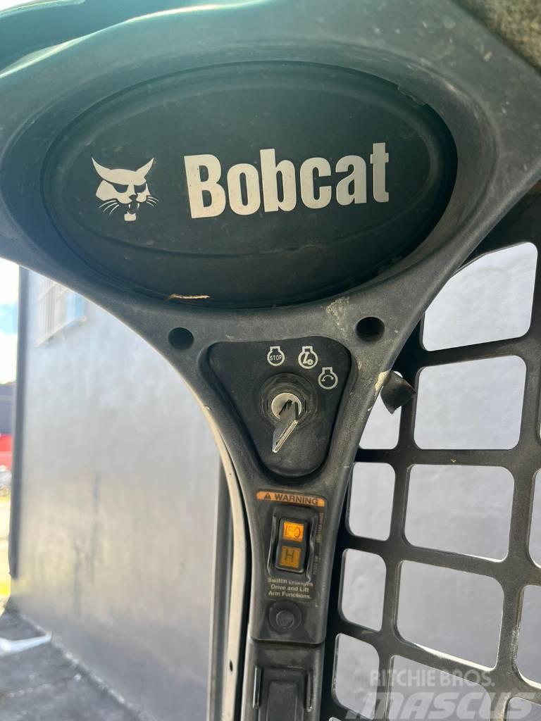 Bobcat t550 Šmykom riadené nakladače