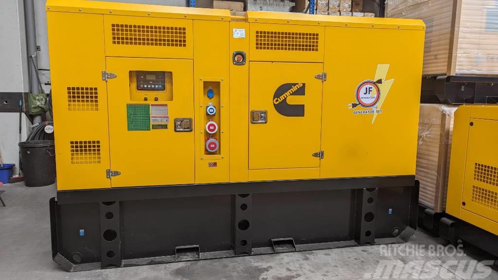 JF Generadores 150 kVA CUMMINS Naftové generátory