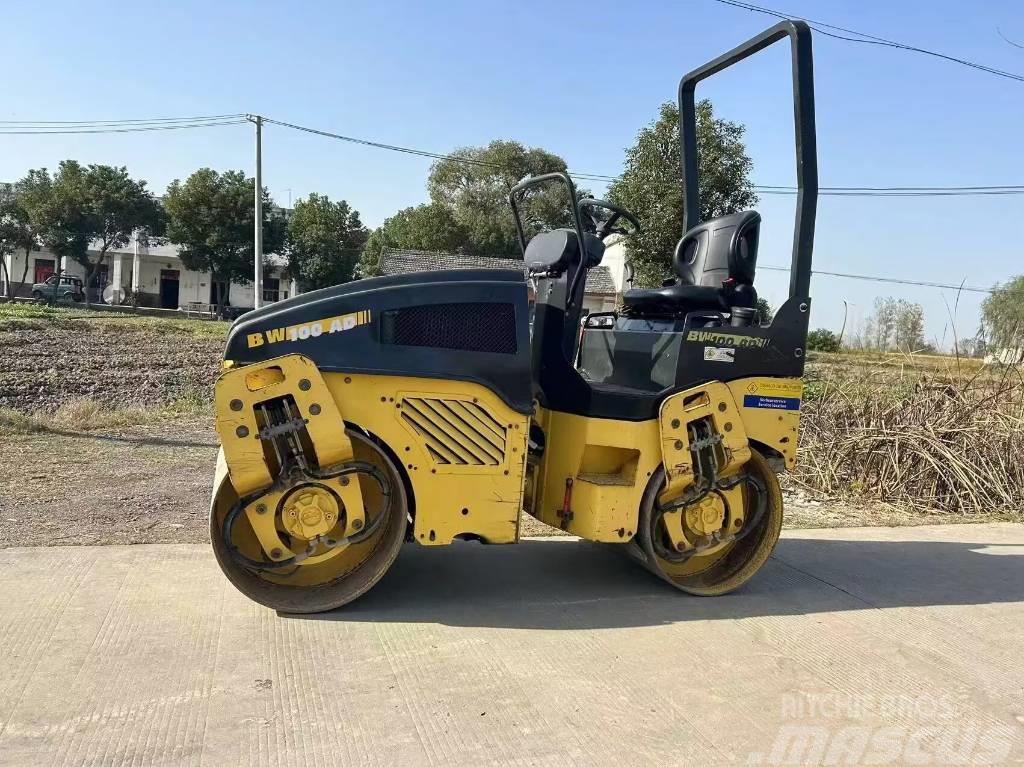 Bomag BW 100 AD Twin drum rollers