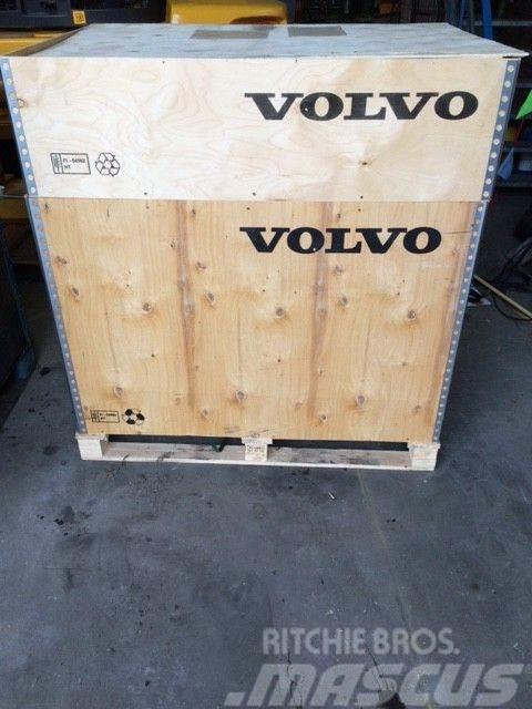 Volvo parts, NEW and USED availlable Lopaty