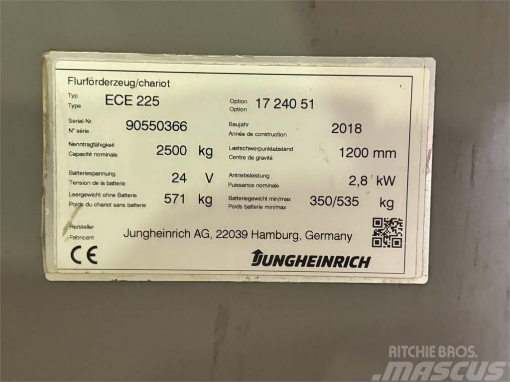 Jungheinrich ECE 225 XL - 6.477 STD. - SONDERPREIS Mini rýpadlá < 7t
