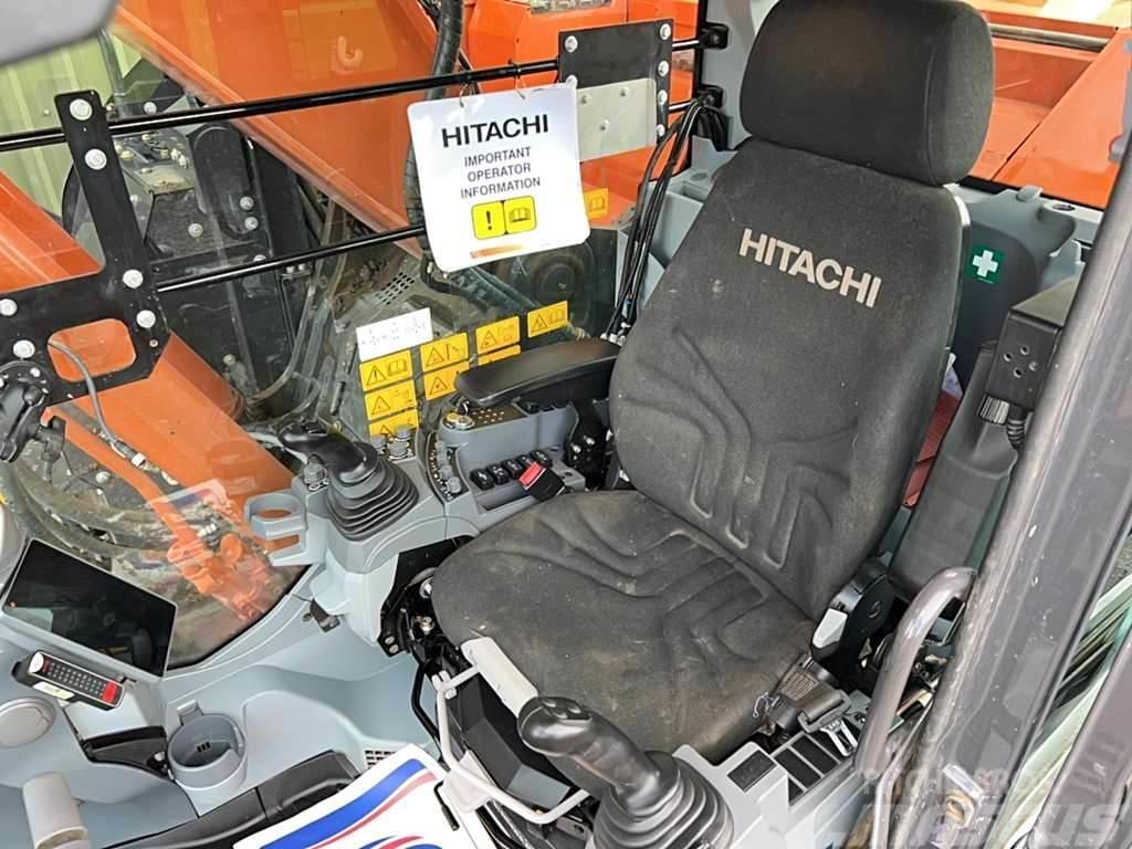 Hitachi ZX225USLC-7 Pásové rýpadlá