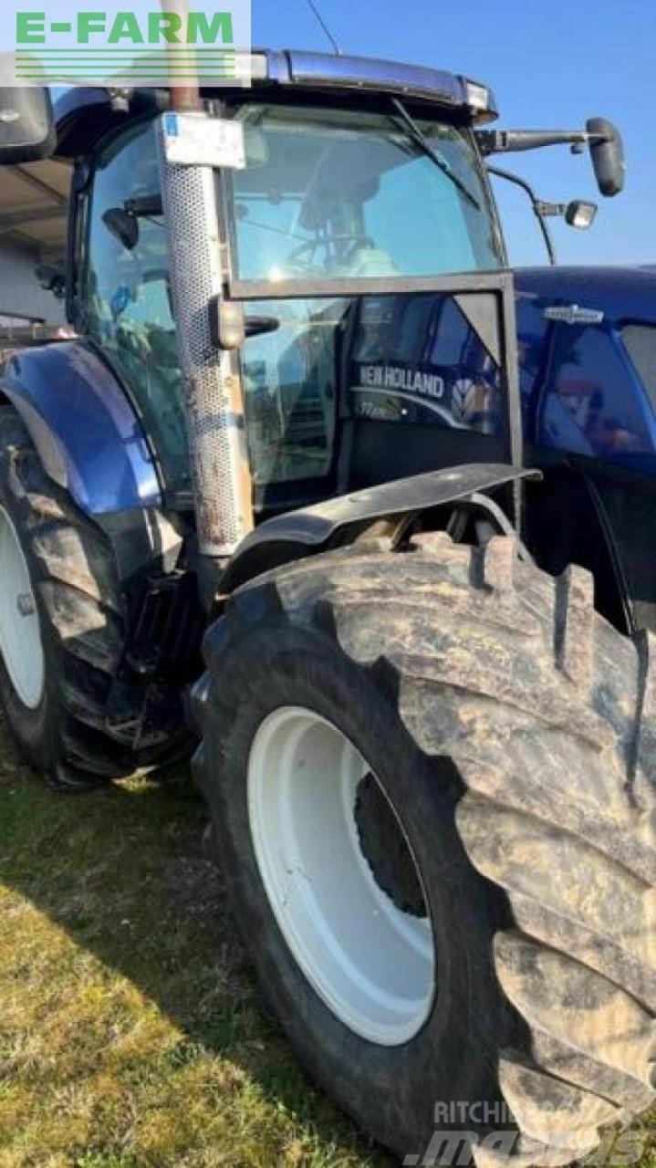 New Holland t7040 Traktory