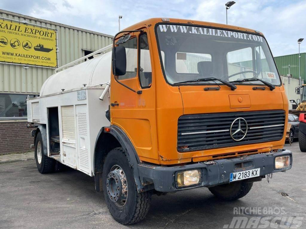 Mercedes-Benz SK 1624 Water Tank 11.000 Liters Spraybar Big Axle Cisternové nákladné vozidlá