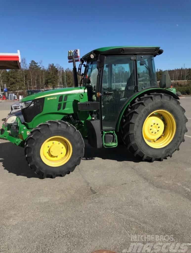 John Deere 5090 G Traktory