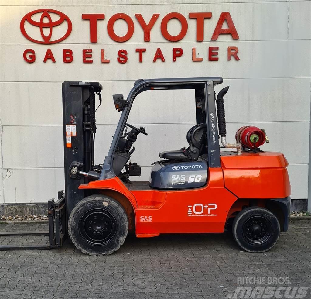 Toyota Tonero 02-7FG45 LPG vozíky