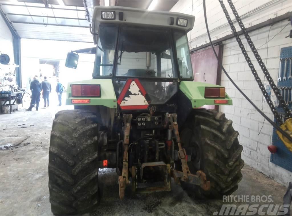 Deutz-Fahr Agrostar 6.11 Traktory