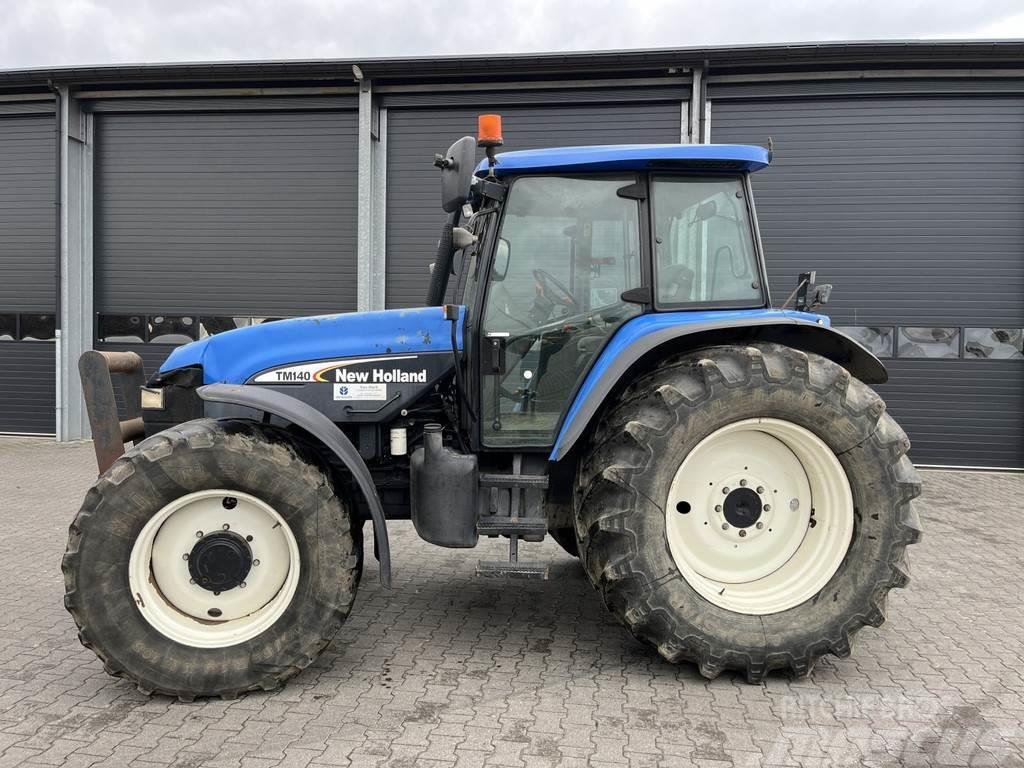 New Holland TM140 Traktory