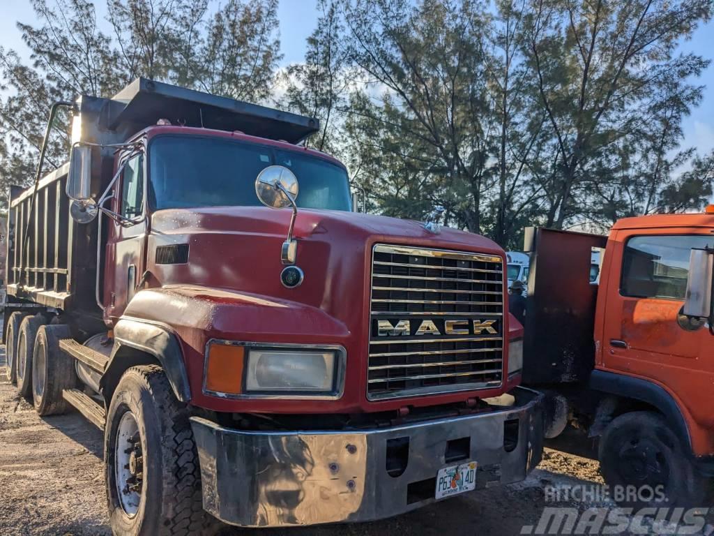 Mack CL 713 Sklápače