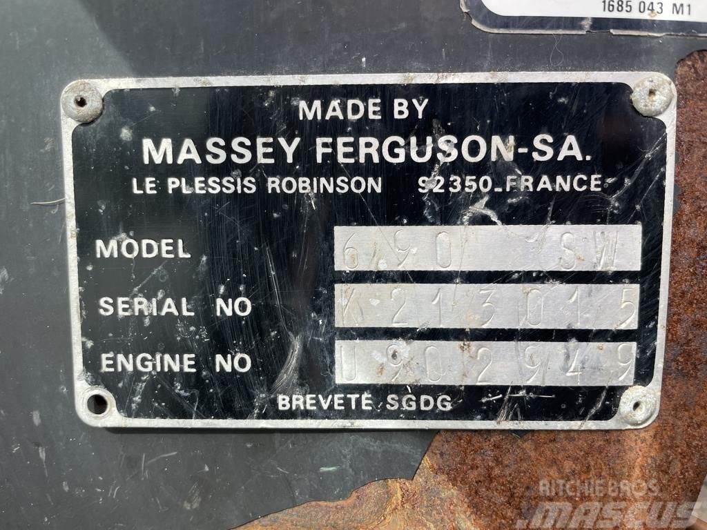 Massey Ferguson 690 Traktory
