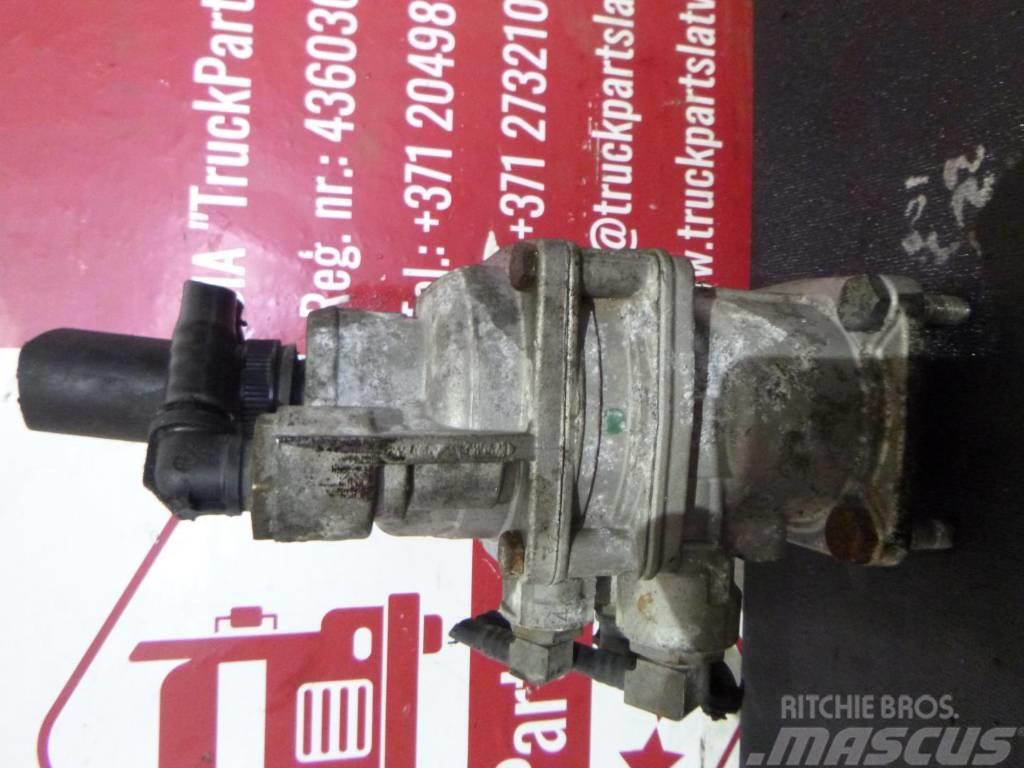 Mercedes-Benz TGX Brake valve 4613192720 Brzdy
